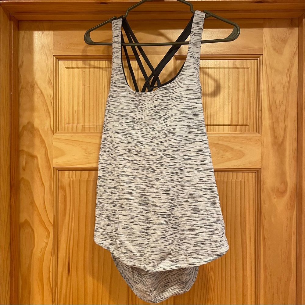 Lululemon Slay the Studio 2-in-1 Tank Size 8